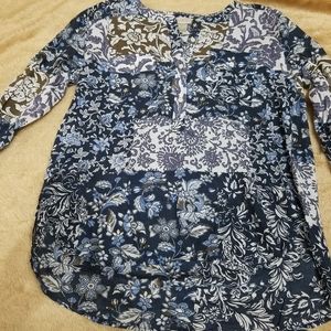 Very cute shirt by Loft